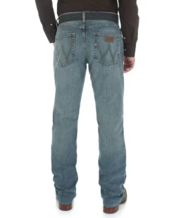Wrangler 20X Men's 02 Competition Advanced Comfort Jeans