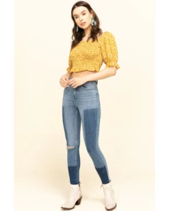 Loveriche Women's Floral Print Smocked Crop Top 11 Loveriche Women's Floral Print Smocked Crop Top -Cowboy Pradise 2000327370 702 P6