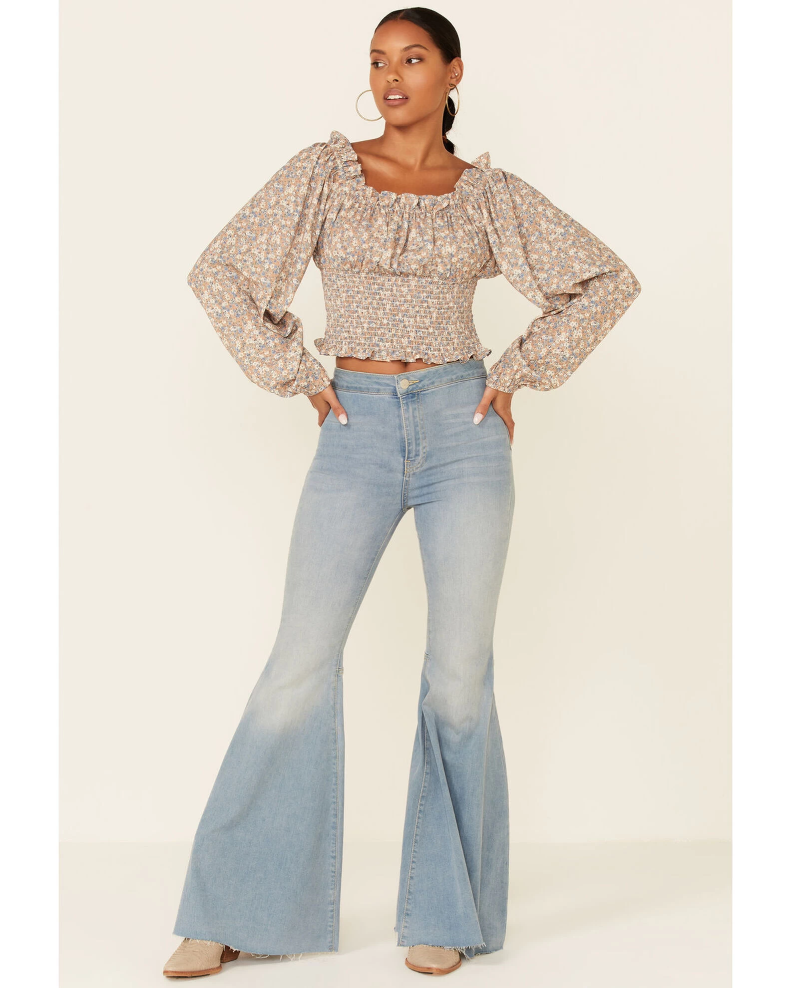 Beyond The Radar Women's Ditsy Smocked Long Sleeve Peasant Crop Top 2 Beyond The Radar Women's Ditsy Smocked Long Sleeve Peasant Crop Top - Image 2