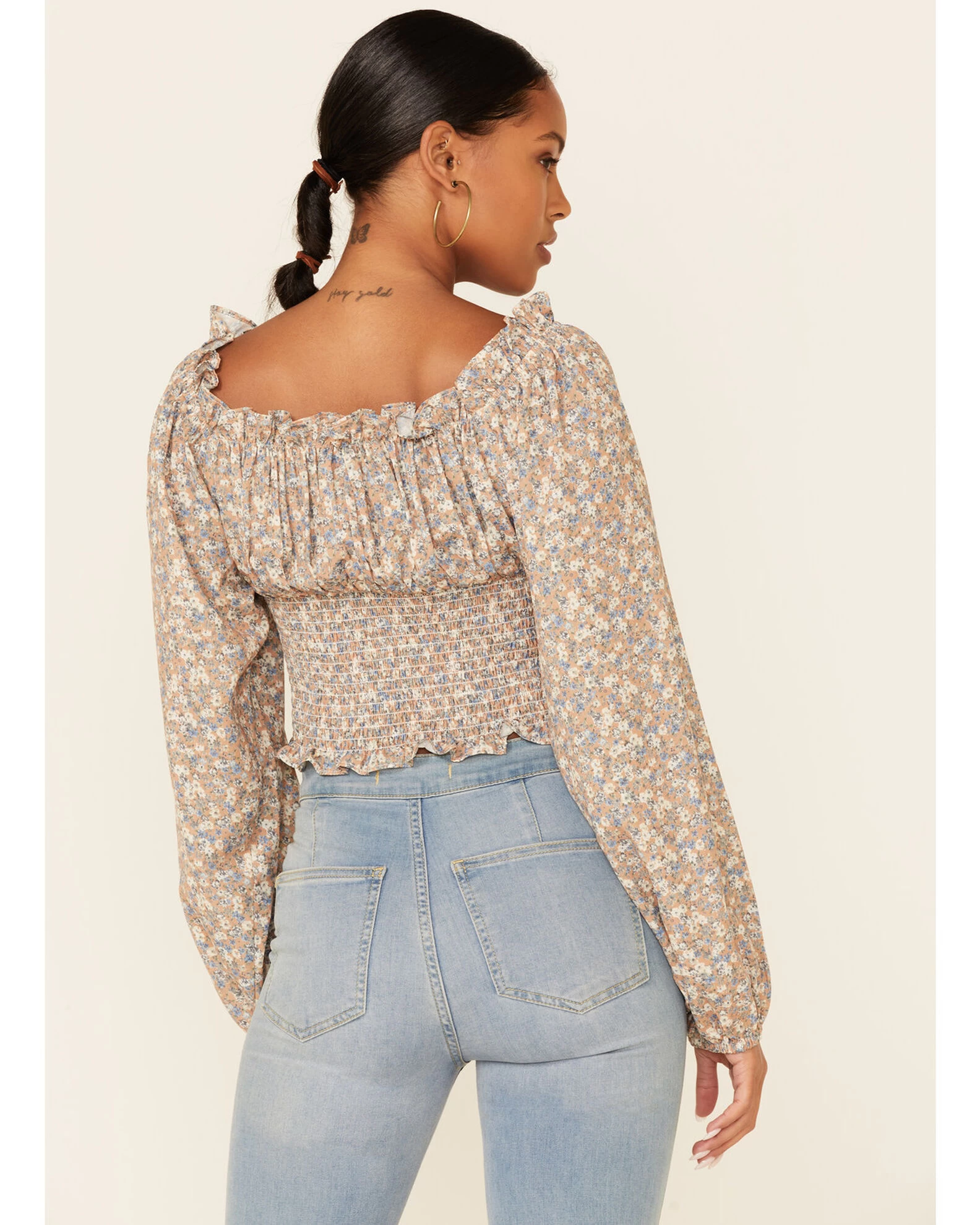 Beyond The Radar Women's Ditsy Smocked Long Sleeve Peasant Crop Top 4 Beyond The Radar Women's Ditsy Smocked Long Sleeve Peasant Crop Top - Image 4