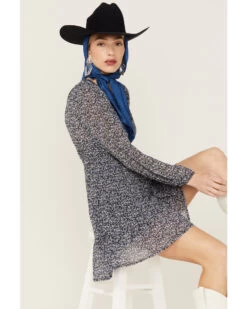 Lush Women's Floral Long Sleeve Smocked Mini Dress -Cowboy Pradise 2000368157 410 P4