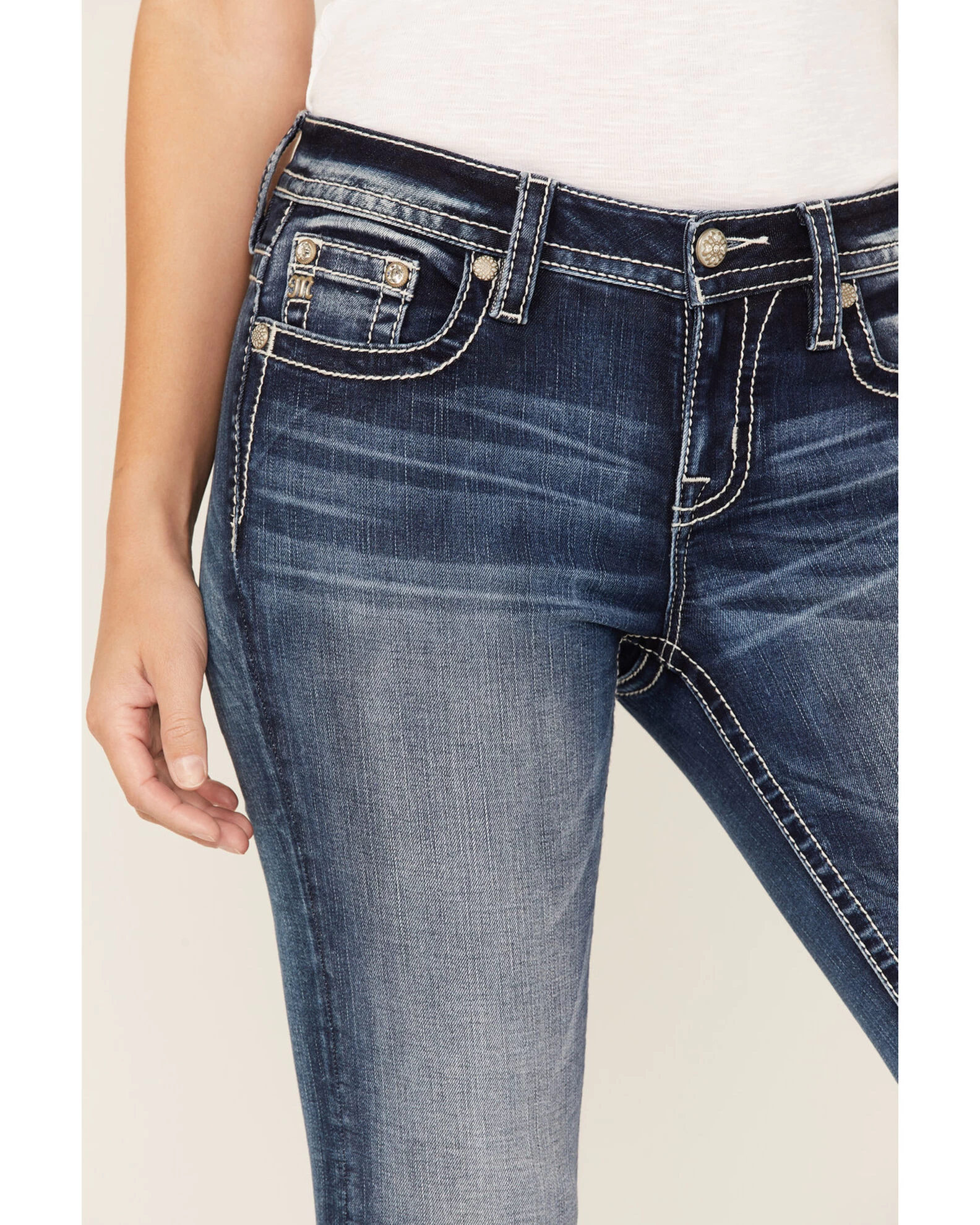 Miss Me Women's Dark Wash Mid Rise Embroidered Fleur De Lis Jeans 4 Miss Me Women's Dark Wash Mid Rise Embroidered Fleur De Lis Jeans - Image 4