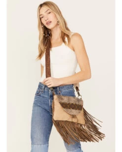 Keep It Gypsy Women's Carolina Crossbody