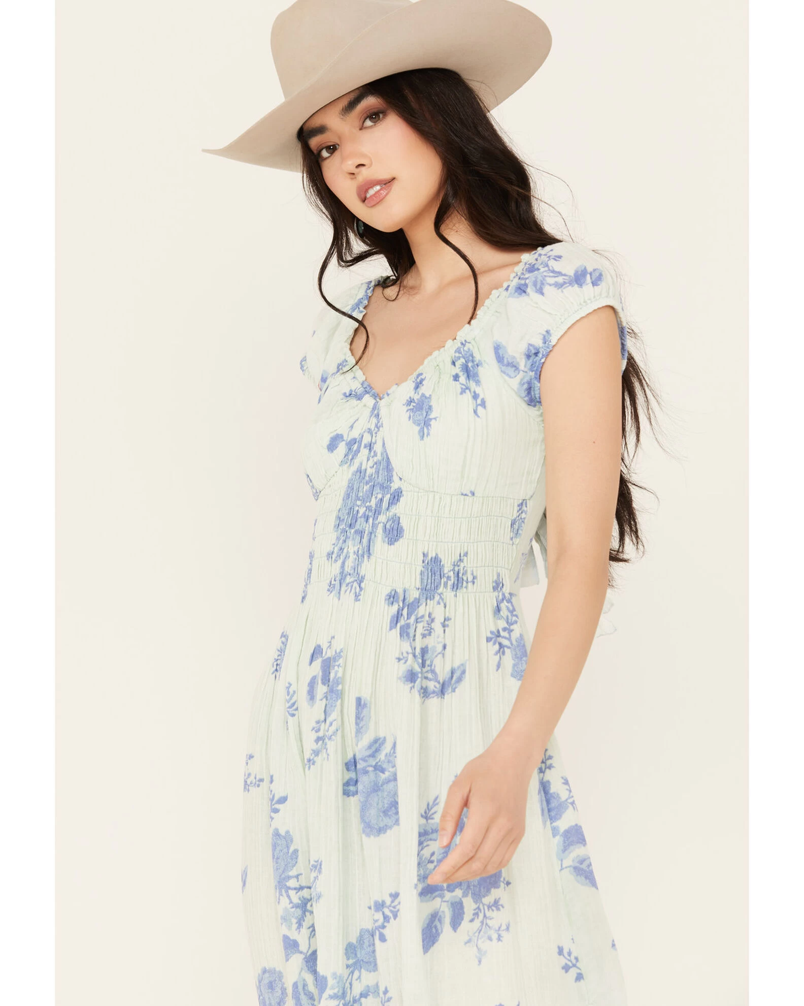 Free People Women's Floral Forget Me Not Midi Dress 2 Free People Women's Floral Forget Me Not Midi Dress - Image 2